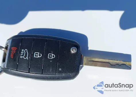 2019 Kia Sorento 3.3L Lx z USA, uszkodzony, nr VIN 5XYPG4A56KG475936